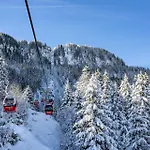 Aparthotel Landsitz Roemerhof - 4*