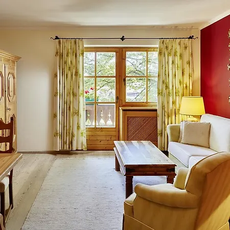 Landsitz Römerhof - 4*