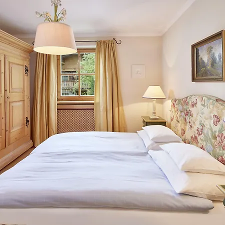 Landsitz Römerhof - Aparthotel Kitzbühel