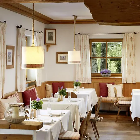 Landsitz Roemerhof - Appart hôtel Kitzbühel