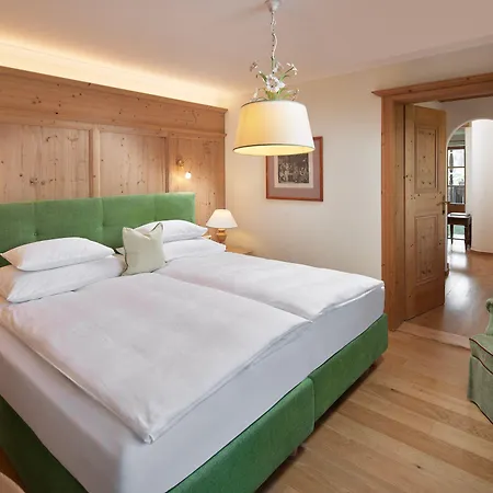 Aparthotel Landsitz Römerhof -