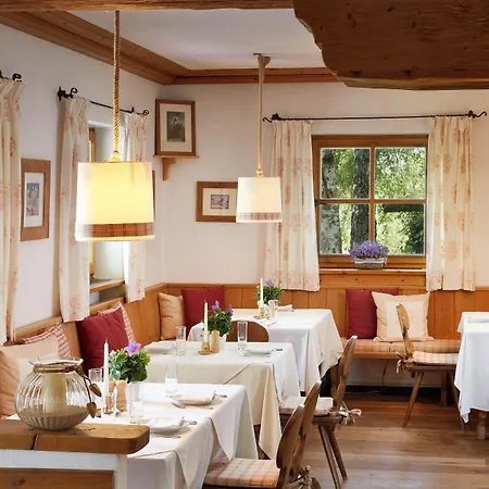Landsitz Römerhof - Aparthotel Kitzbühel