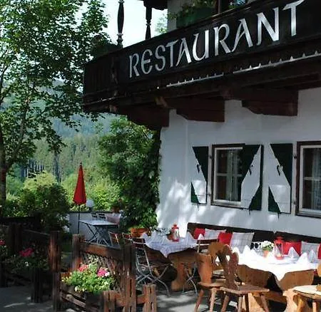 Landsitz Römerhof - 4* Kitzbühel