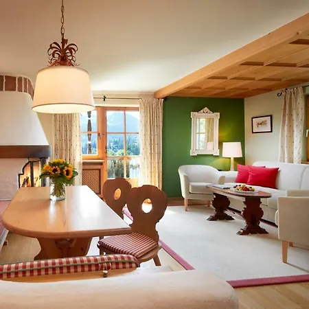 Landsitz Römerhof - 4* Kitzbühel