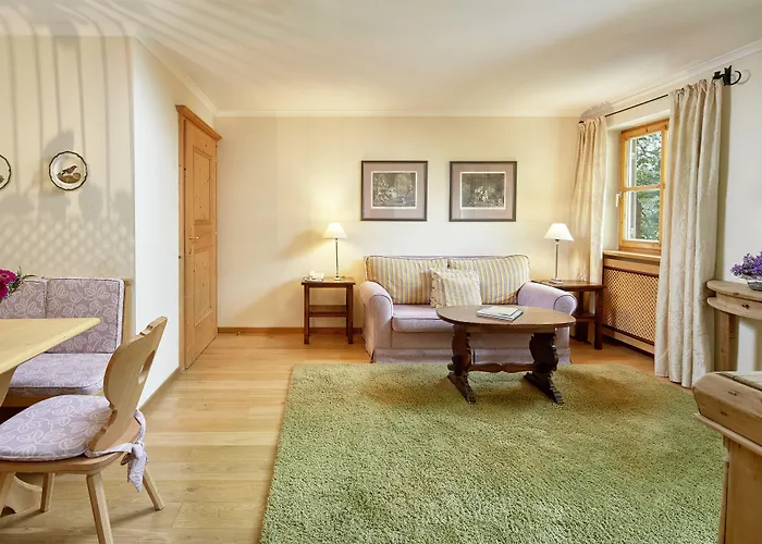 Landsitz Roemerhof - Aparthotel