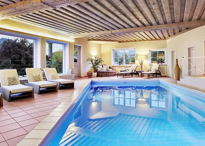 Aparthotel Landsitz Roemerhof - Kitzbuhel