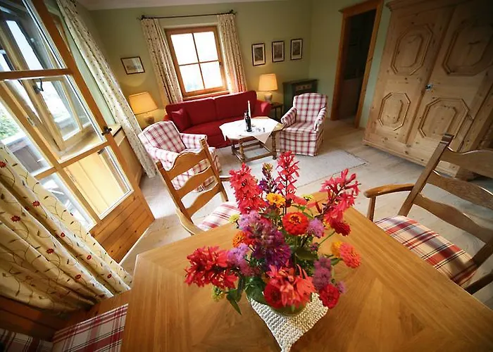 Landsitz Roemerhof - Aparthotel 4*