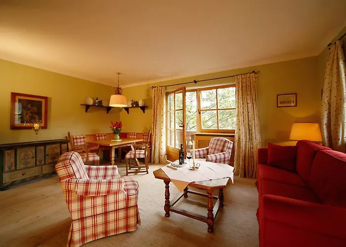 Aparthotel Landsitz Roemerhof - Kitzbuhel