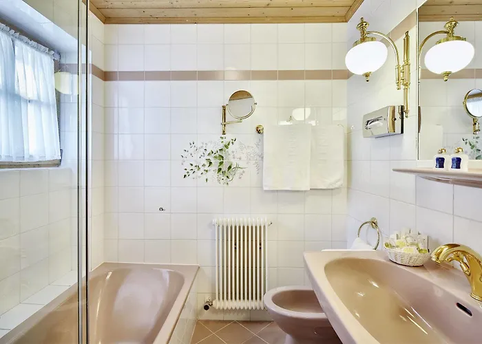 Landsitz Roemerhof - Aparthotel